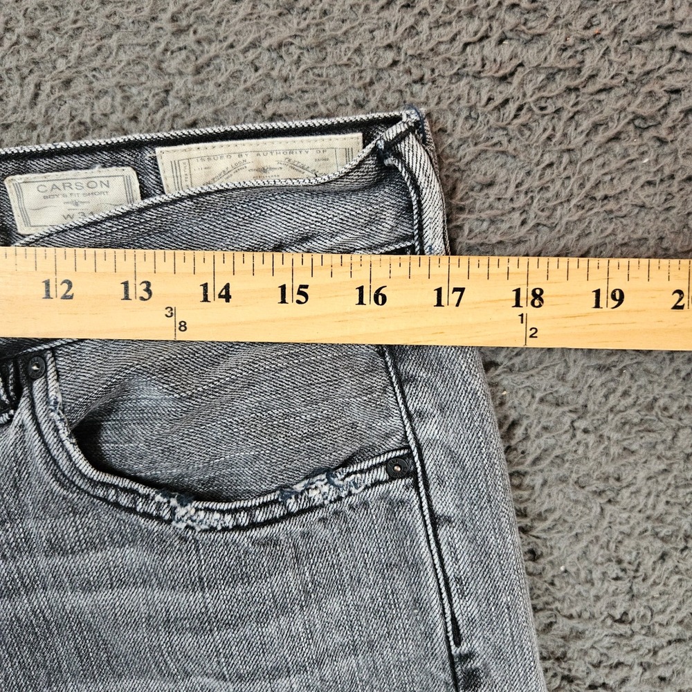 AllSaints Carson Boyfit Shorts Gray Distressed Denim Cut‎ Off Womens Size 31 - Picture 2 of 8